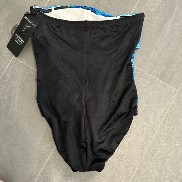 Miraclesuit Blue and Black One Piece Swimsuit with Sweetheart Neckline - Picture 4 of 6